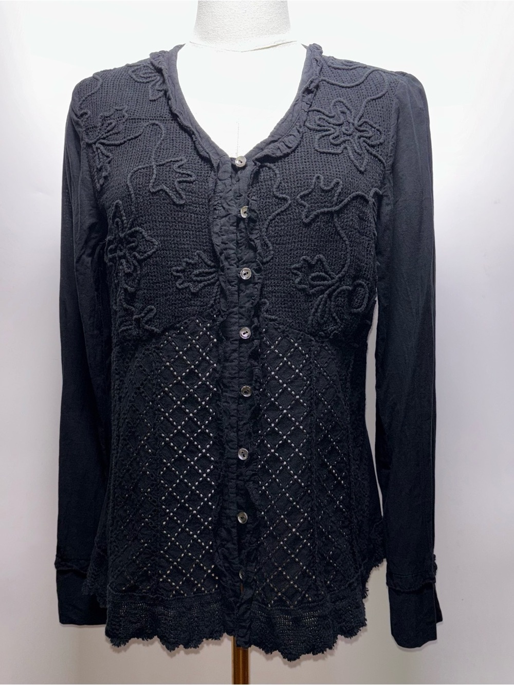 Simply Irresistible Embroidered Knit Front Button-Front Long Sleeve Top Size S